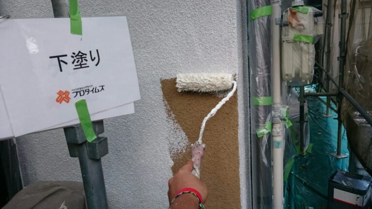 下地が正確に整った上で1回目塗装