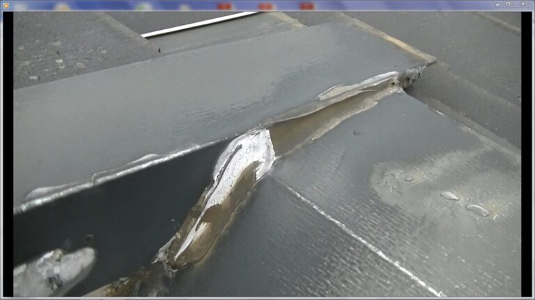 棟板金シーリング防水劣化、硬化破断