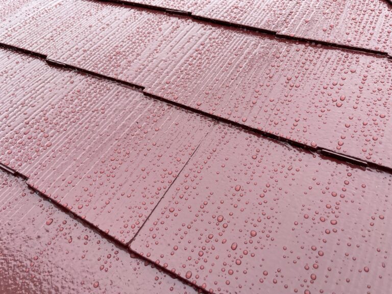 施工後 雨水が弾いています