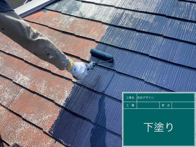 表面塗膜を形成する為にしっかりと塗り込みます