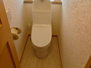 坂戸市鎌倉町２｜トイレ改装工事｜トイレ交換｜水廻りリフォーム｜キッチンリフォーム｜レンジフード交換｜ガスコンロ交換｜S様邸